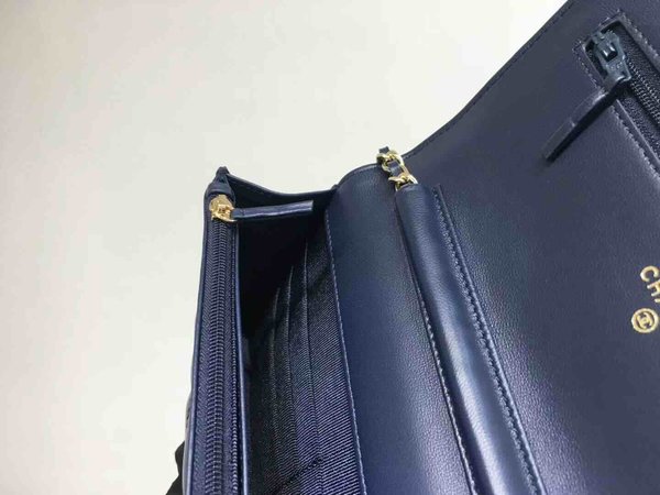 Chanel Classic Button Wallet on Chain (WOC) in Lambskin x Gold Hardware – 12.3 × 19.2 × 3.5 cm