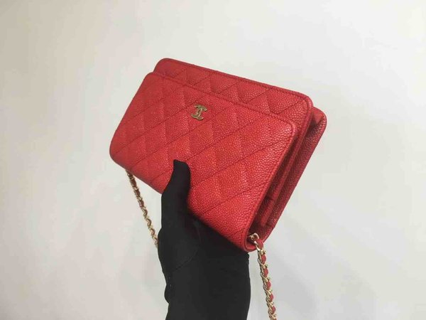 Chanel Classic Button Wallet on Chain (WOC) in Caviar Leather x Gold Hardware – 12.3 × 19.2 × 3.5 cm