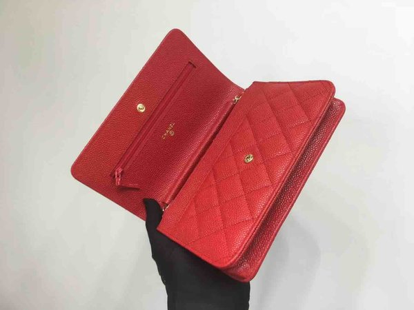 Chanel Classic Button Wallet on Chain (WOC) in Caviar Leather x Gold Hardware – 12.3 × 19.2 × 3.5 cm