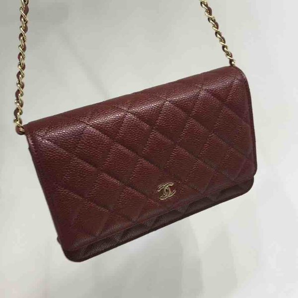 Chanel Classic Button Wallet on Chain (WOC) in Caviar Leather x Gold Hardware – 12.3 × 19.2 × 3.5 cm