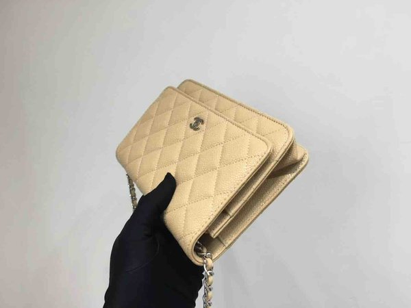 Chanel Classic Button Wallet on Chain (WOC) in Caviar Leather x Gold Hardware – 12.3 × 19.2 × 3.5 cm