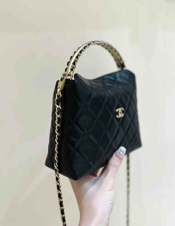 Chanel 24A Limited Hobo Chain Bag Goatskin 20.5cm
