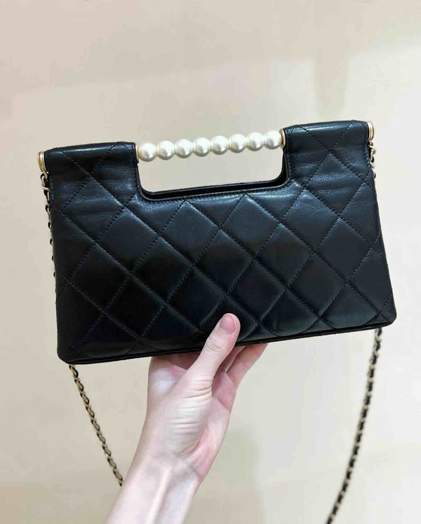 Chanel 25P Pearl Handle Bag Black Lambskin 25cm