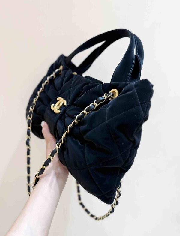Chanel 25K Velvet Bow Bag Medium Black 38cm