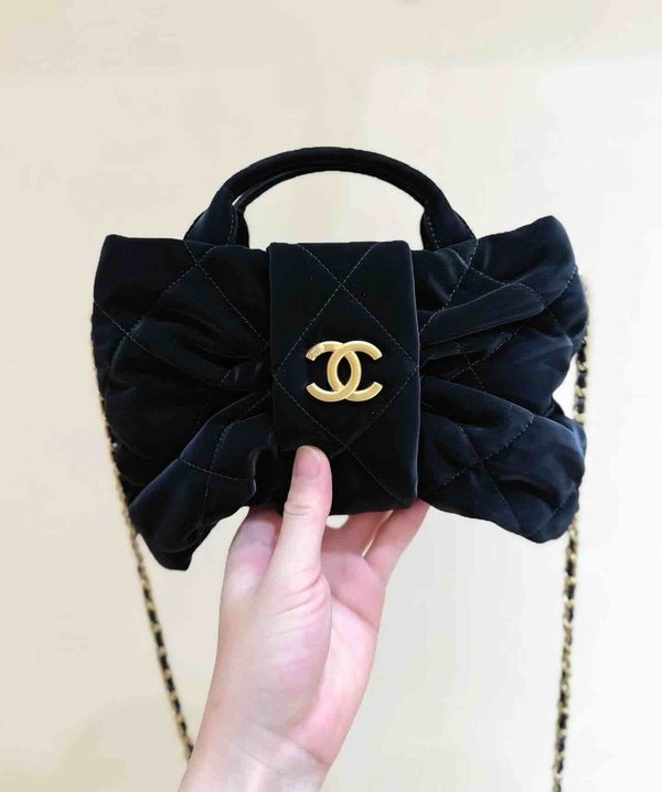 Chanel 25K Velvet Bow Bag Small Black 26cm