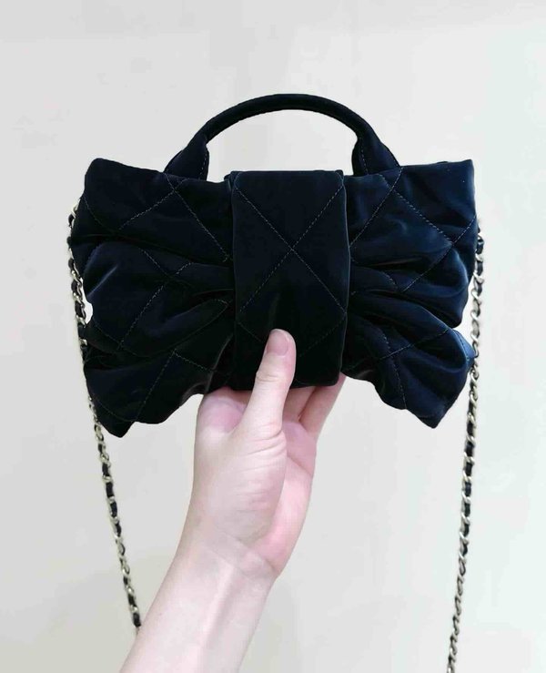 Chanel 25K Velvet Bow Bag Small Black 26cm