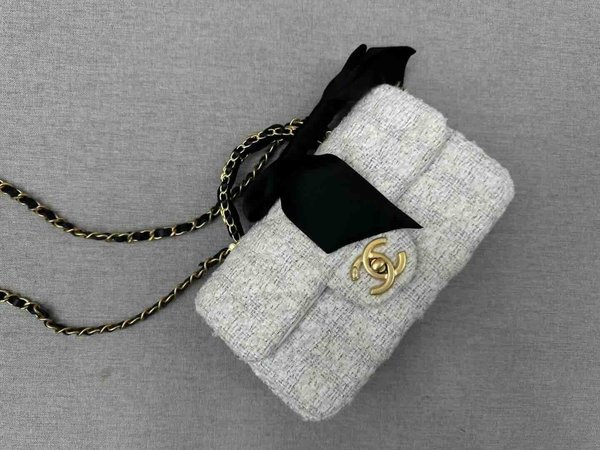 Chanel Top Handle Flap Bag Velvet Chain GHW 20cm