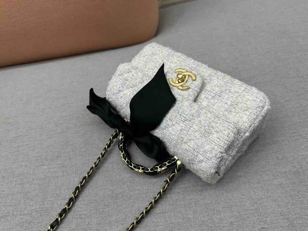 Chanel Top Handle Flap Bag Velvet Chain GHW 20cm