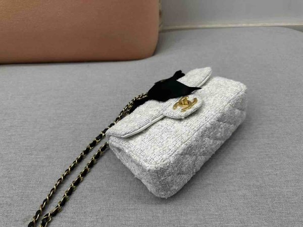 Chanel Top Handle Flap Bag Velvet Chain GHW 20cm