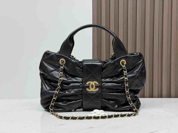 Chanel 25K Bow Bag Large Black Lambskin 38cm