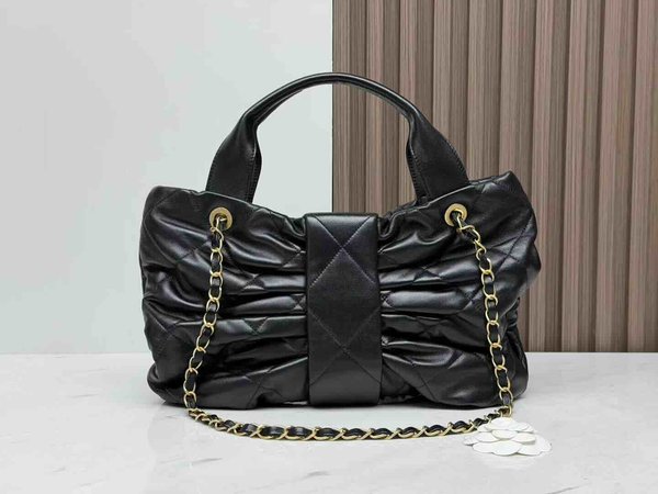 Chanel 25K Bow Bag Large Black Lambskin 38cm