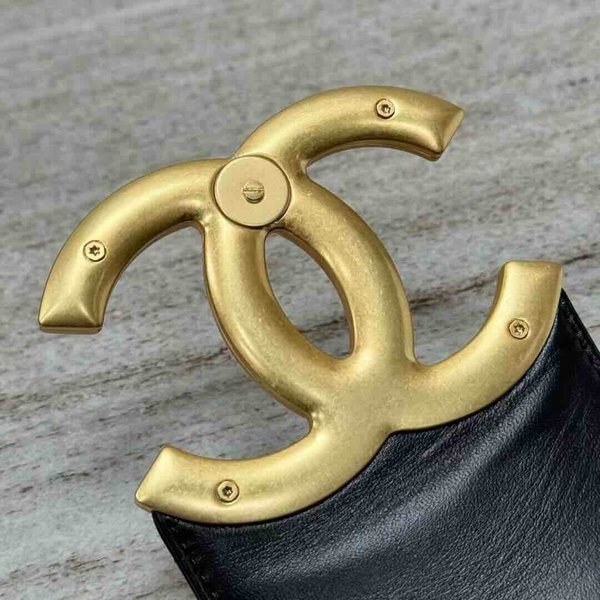 Chanel 24C Round Crossbody Bag Black Calfskin GHW 21cm