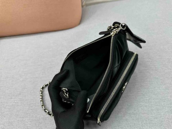 Chanel Star Chain Bag Velvet GHW 21cm