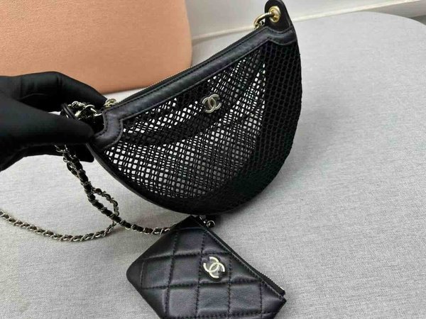Chanel 25P Mesh Underarm Bag GHW 22cm