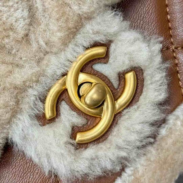 Chanel 24K Teddy Bear Flap Bag Caramel Shearling GHW 23.5cm