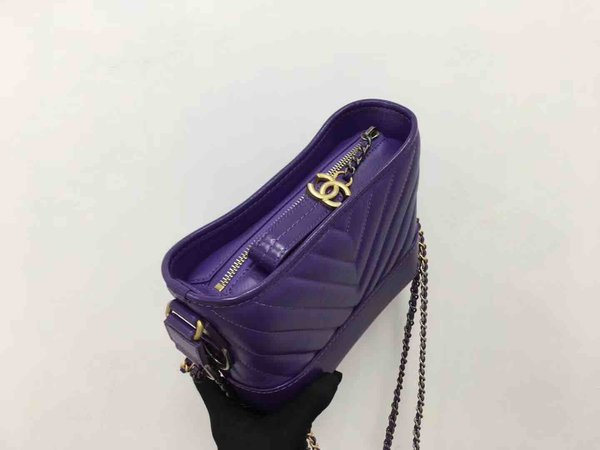 Chanel Gabrielle Chevron Hobo Bag Vintage Calfskin Smooth Calfskin 20cm