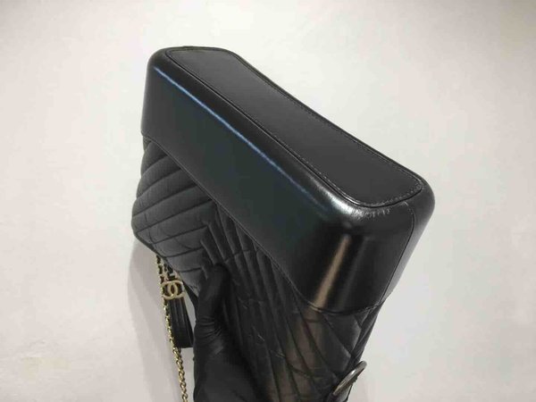 Chanel Gabrielle Chevron Hobo Bag Vintage Calfskin Smooth Calfskin 28cm