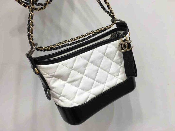Chanel Gabrielle Classic Hobo Bag 20cm