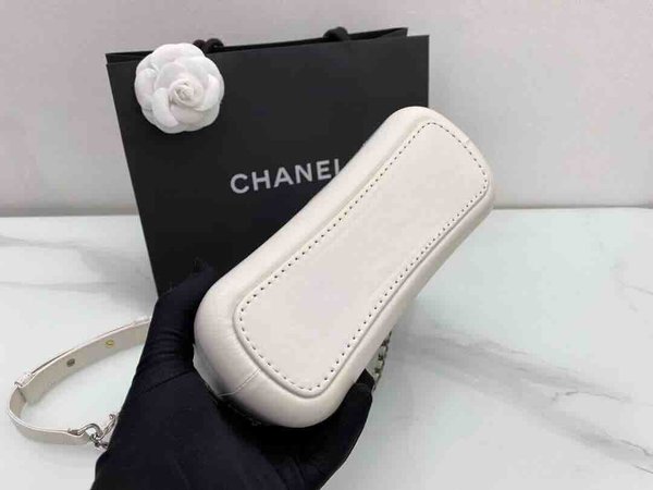 Chanel Gabrielle Hobo Bag 20cm