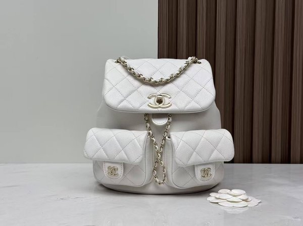 CHANEL 24A Duma Backpack – Fairy White (20.5×20×11.5cm)