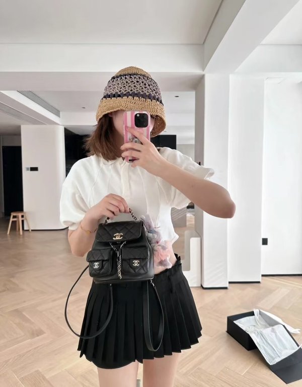 CHANEL 23A Mini Duma Backpack – Glossy Black Calfskin (18cm)