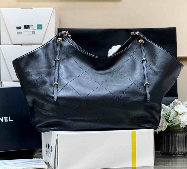 Chanel 25S Maxi Tote G-Dragon Soft Calfskin 59cm