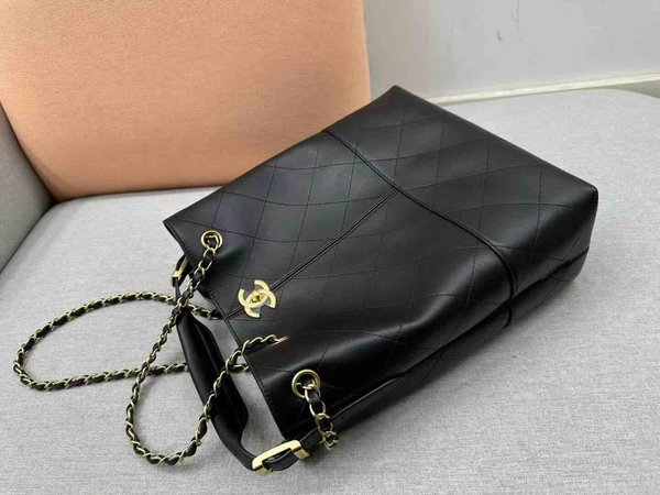 Chanel 25A Vertical Shopping Tote Calfskin Chain GHW 33cm