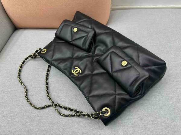 Chanel Shopping Tote Lambskin Chain GHW 38cm