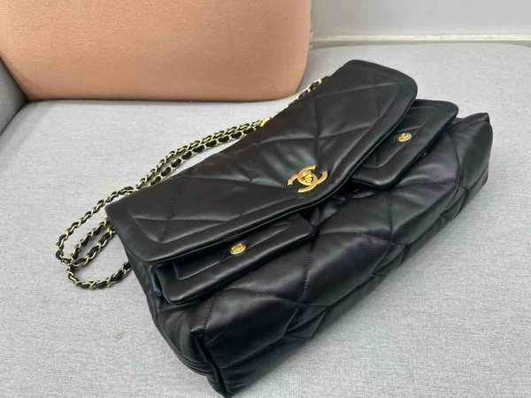 Chanel Flap Shopping Tote Lambskin Chain GHW 45cm