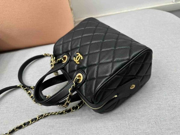 Chanel 25A Bowling Bag Calfskin GHW 21cm