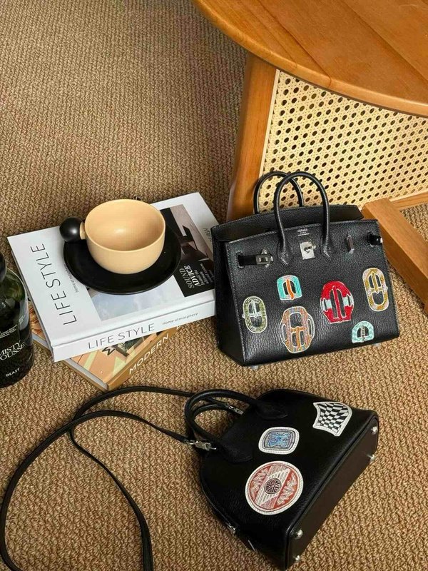 HERMÈS Limited Edition Birkin 20 Sellier Bouclerie Moderne Casaque Noir (89) Chevre x Palladium hardware