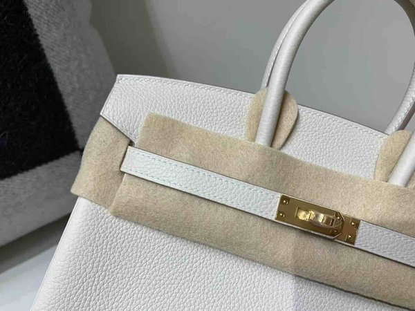 Hermès Birkin 25 Togo Craie x Gold Hardware