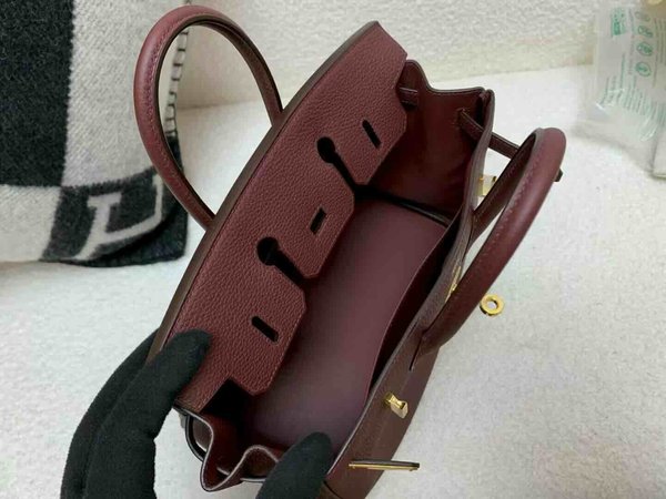 Hermès Birkin 25 Rouge H Togo x Gold Hardware