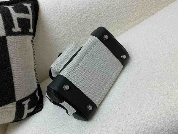 Hermès Birkin25 Cargo Ecru and Noir x Palladium Hardware