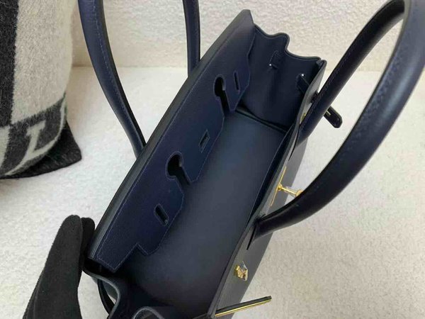 Hermès Birkin Shoulder 29 Evercolor Bleu Nuit x Gold Hardware