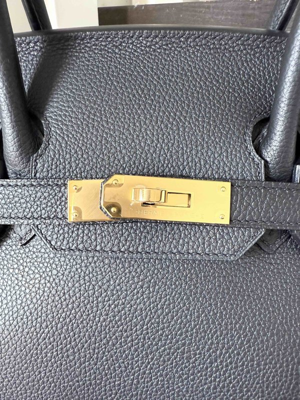 Hermès Shoulder Birkin29 Evercolor Noir x Gold Hardware