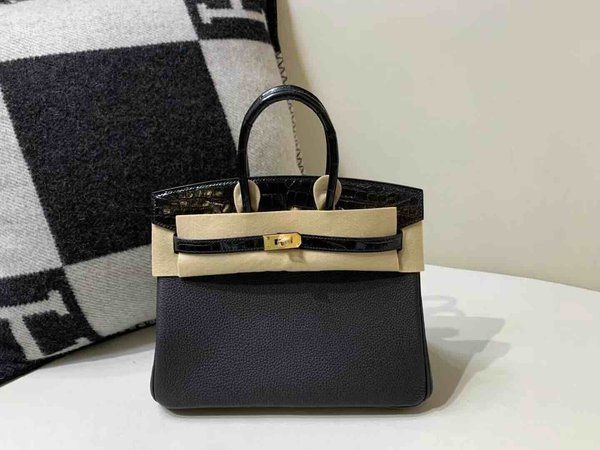 Hermès Birkin 25 Touch Noir Togo & Alligator x Gold Hardware