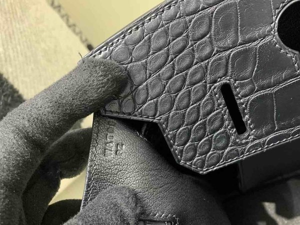 Hermès Birkin 30 Touch Noir Togo & Alligator x Gold Hardware