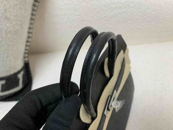 Hermès Birkin 25 Ostrich Noir x Palladium Hardware