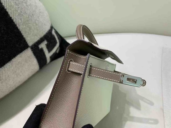 Hermès Mini Kelly II Epsom Craie & Etoupe x Palladium Hardware