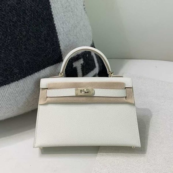 Hermès Mini Kelly II  Epsom Craie x Gold Hardware