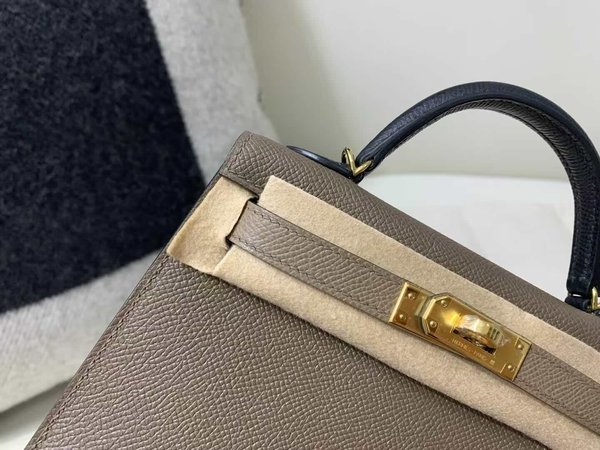 Hermès Mini Kelly II Epsom Etoupe x Gold Hardware