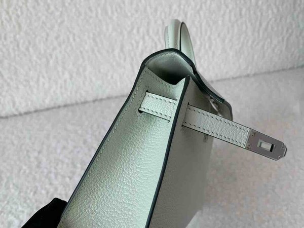 Hermès Mini Kelly II Chevre Bubble Green x Palladium Hardware