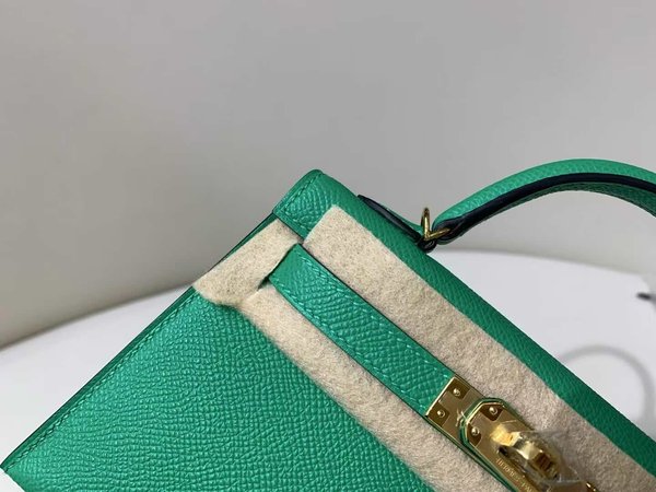 Hermès Mini Kelly II Epsom Vert Jade x Gold Hardware