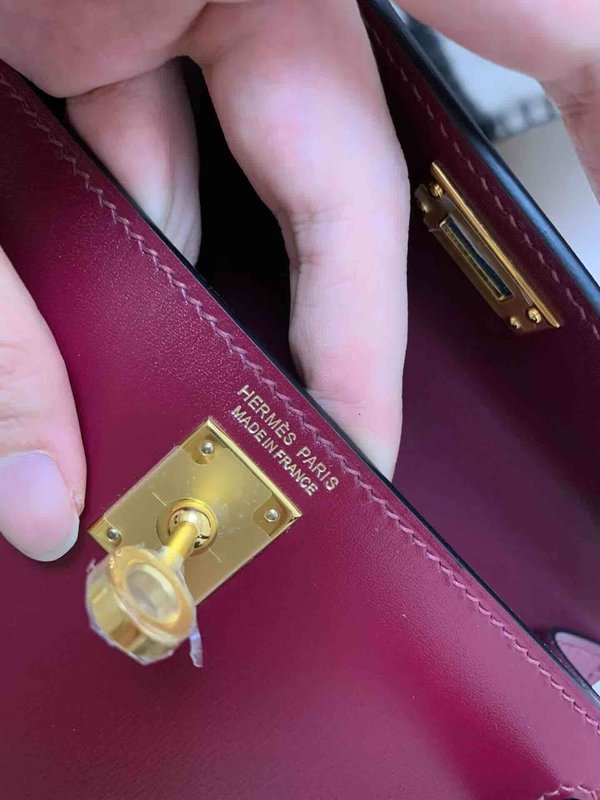 Hermès Mini Kelly II Box Rouge H x Gold Hardware