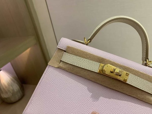 Hermès Mini Kelly II Epsom Rose Sakura and Craie x Gold Hardware