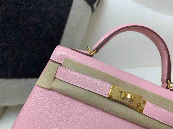 Hermès Mini Kelly II Chevre Rose Sakura x Gold Hardware
