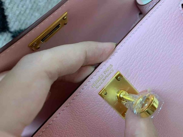 Hermès Mini Kelly II Chevre Rose Sakura x Gold Hardware