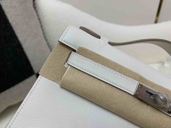 Hermès Mini Kelly I Swift Gris Lait x Palladium Hardware