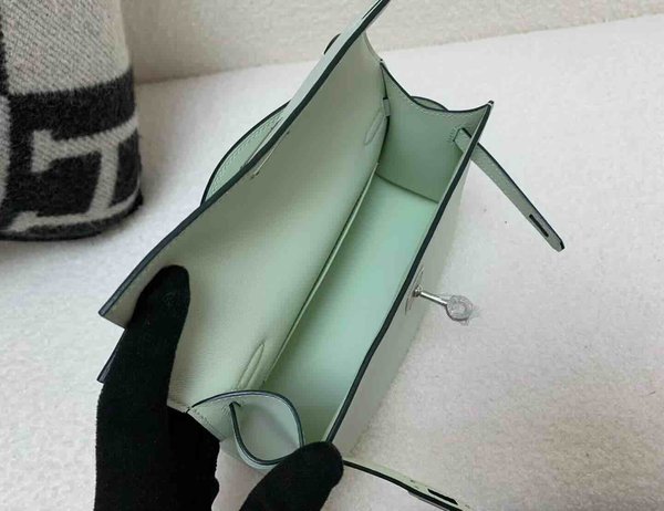 Hermès Pochette Swift Bubble Green x Palladium Hardware